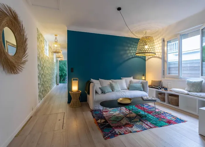 Vakantiehuis Cocoon Keyweek House With Lovely Patio In Center *