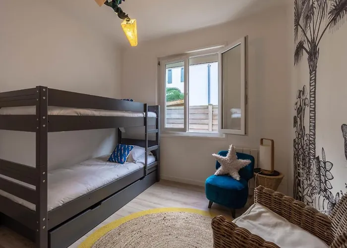 Vakantiehuis Cocoon Keyweek House With Lovely Patio In Center *